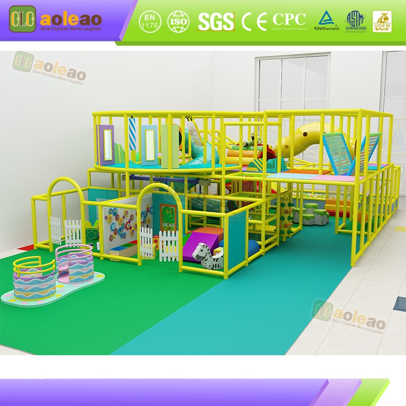 High-Rise Naughty Castle, 3D-utrymme, h&ouml;gt i tak, dubbel anv&auml;ndning