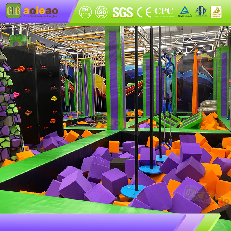 Small Indoor Playground Maze Slide, Small Shop Area, Space-Saving