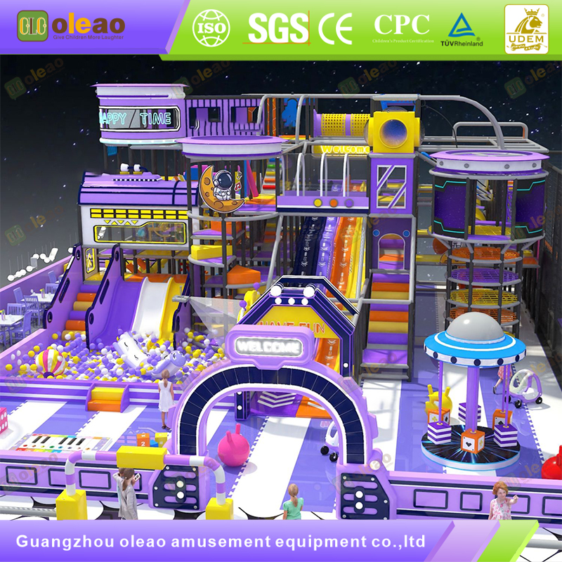 Castle-Style Playground Castle with Trampoline, Rainbow Slide & Tunnel - Mall Atriums/Kids' Parks - High-Value Look, Multi-Play & Durable